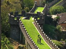castle walk wall